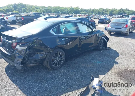 2018 Nissan Altima 2.5/S/Sv/Sl/Sr из США, поврежденный, VIN 1N4AL3APXJC153077